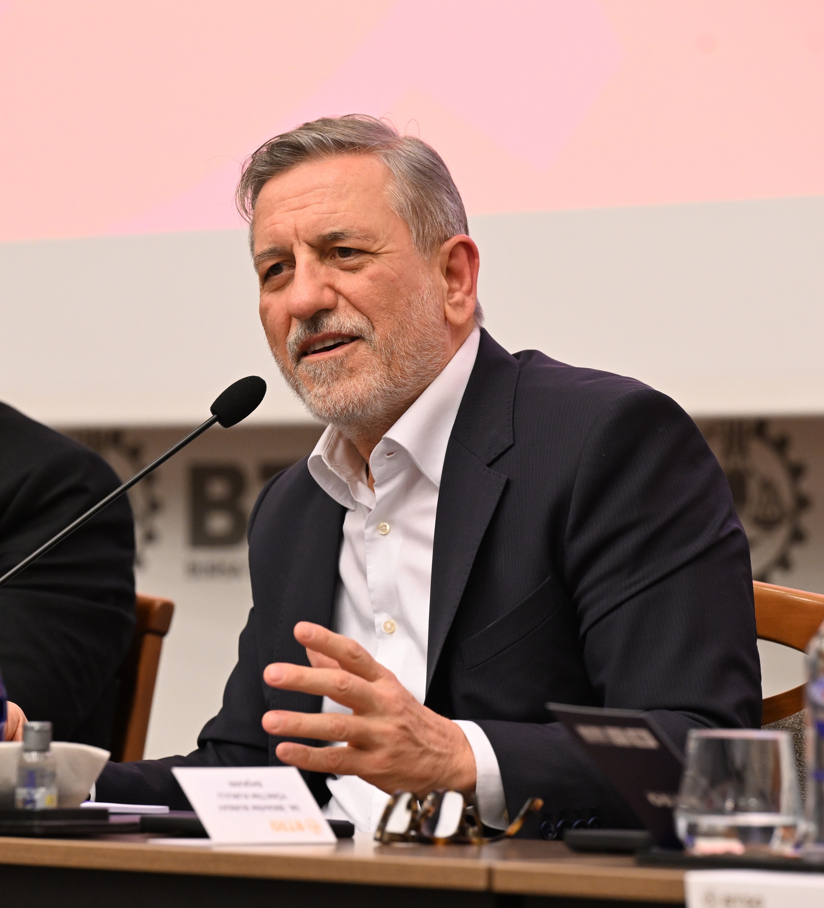 İbrahim Burkay (1)-2