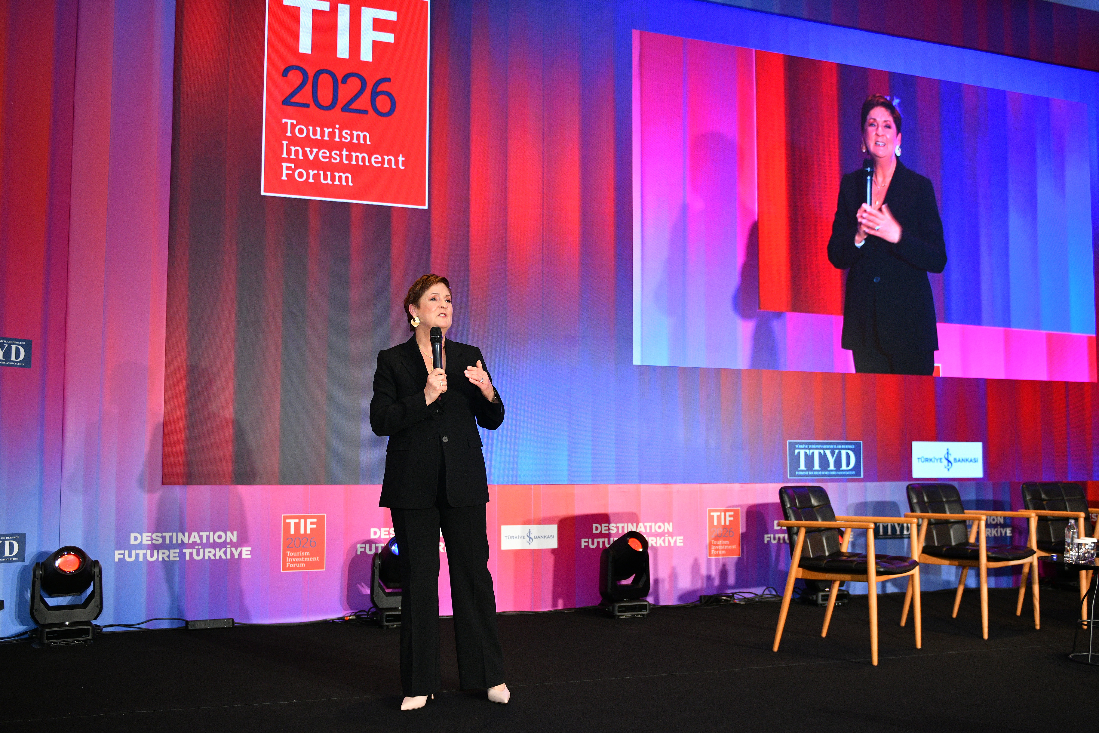 1770796869 Andrea Grisdale 2