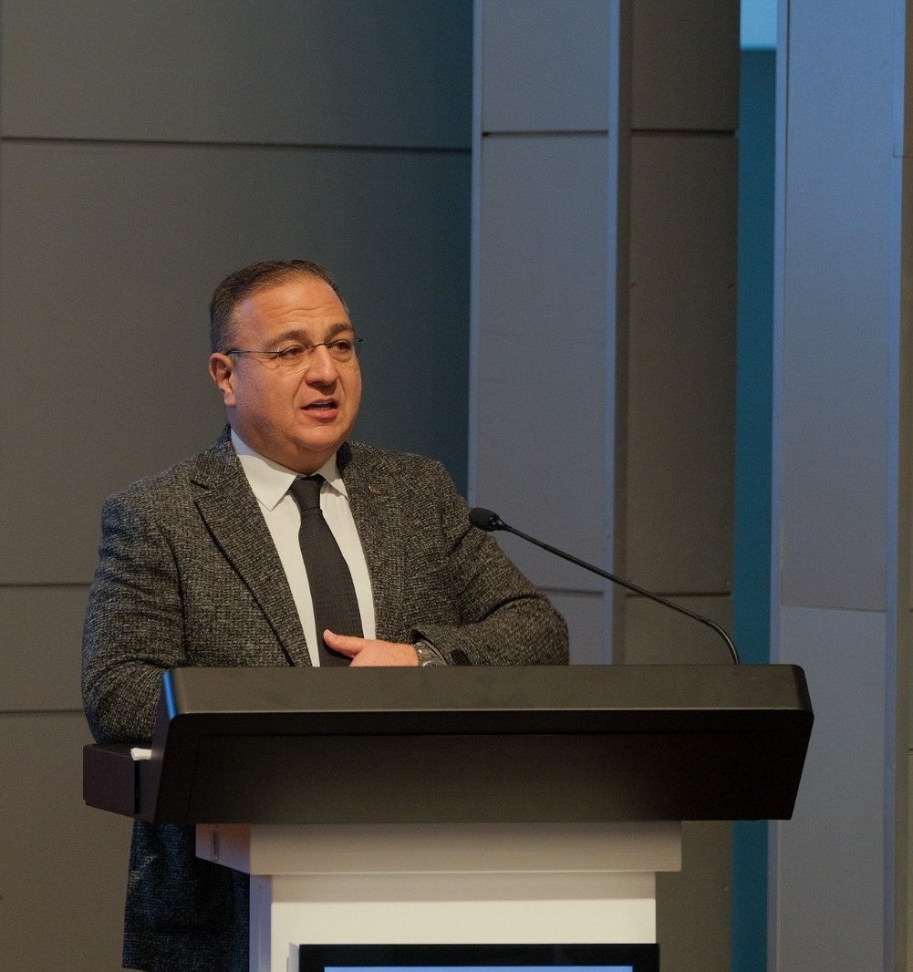 Çetin Tecdelioğlu-12