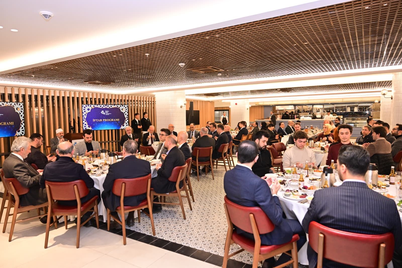 622A6D98 B3A7 4371 896B 95D1Ad84931F-1