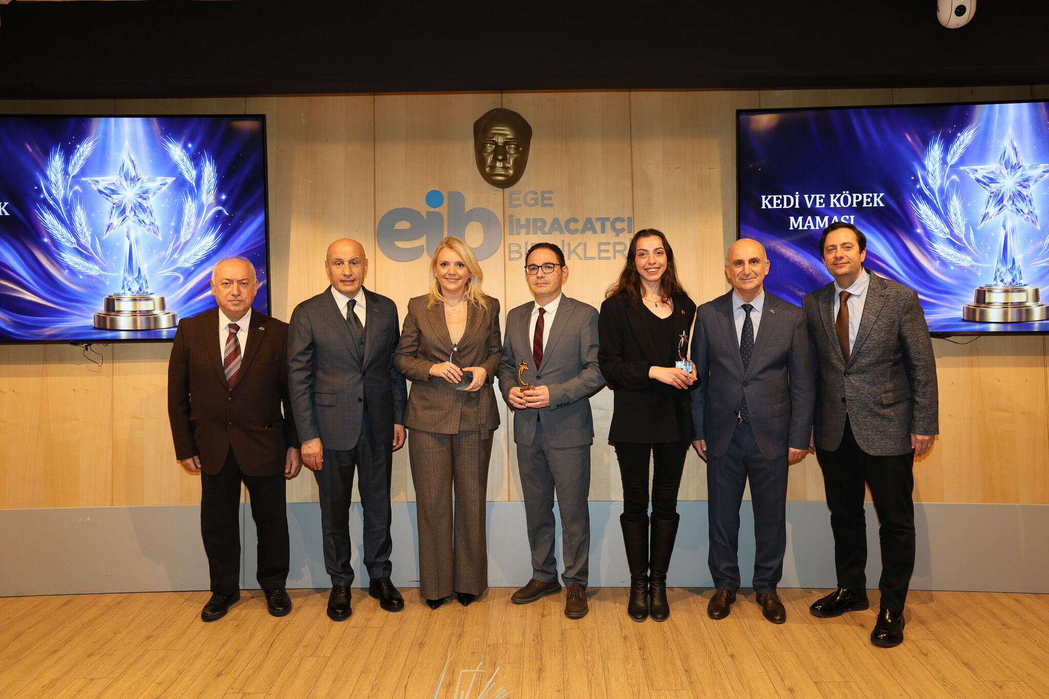 1775055205 K E D I K O P E K M A M A S I1