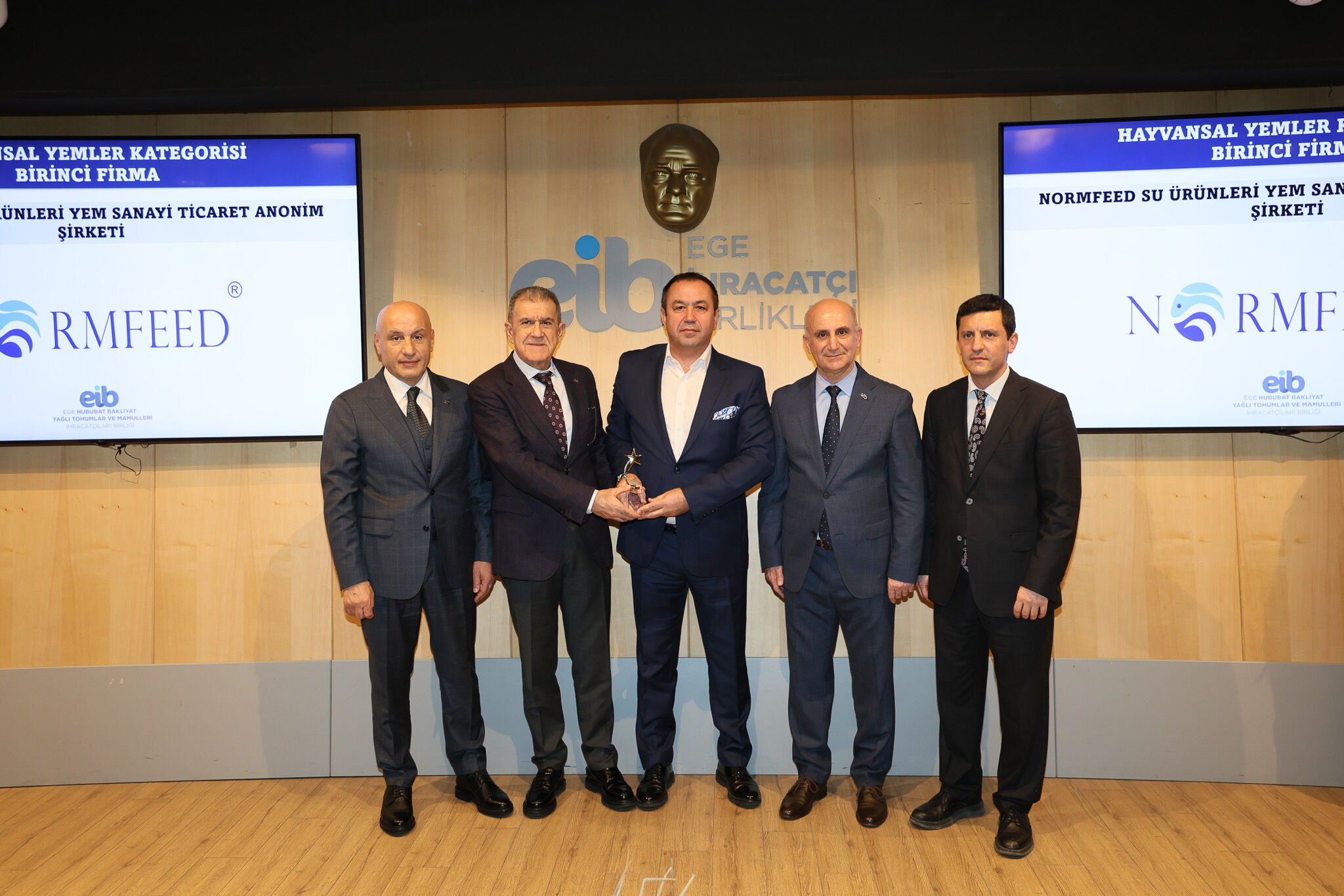 1775055247 N O R M F E E D1