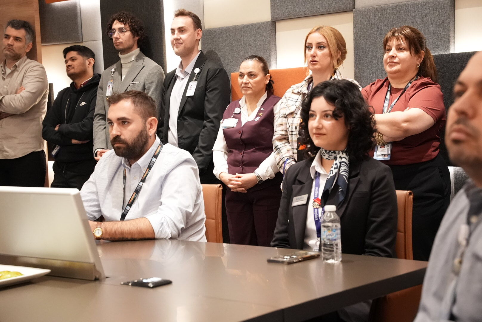 1777364431 I S G M A H B D L 4