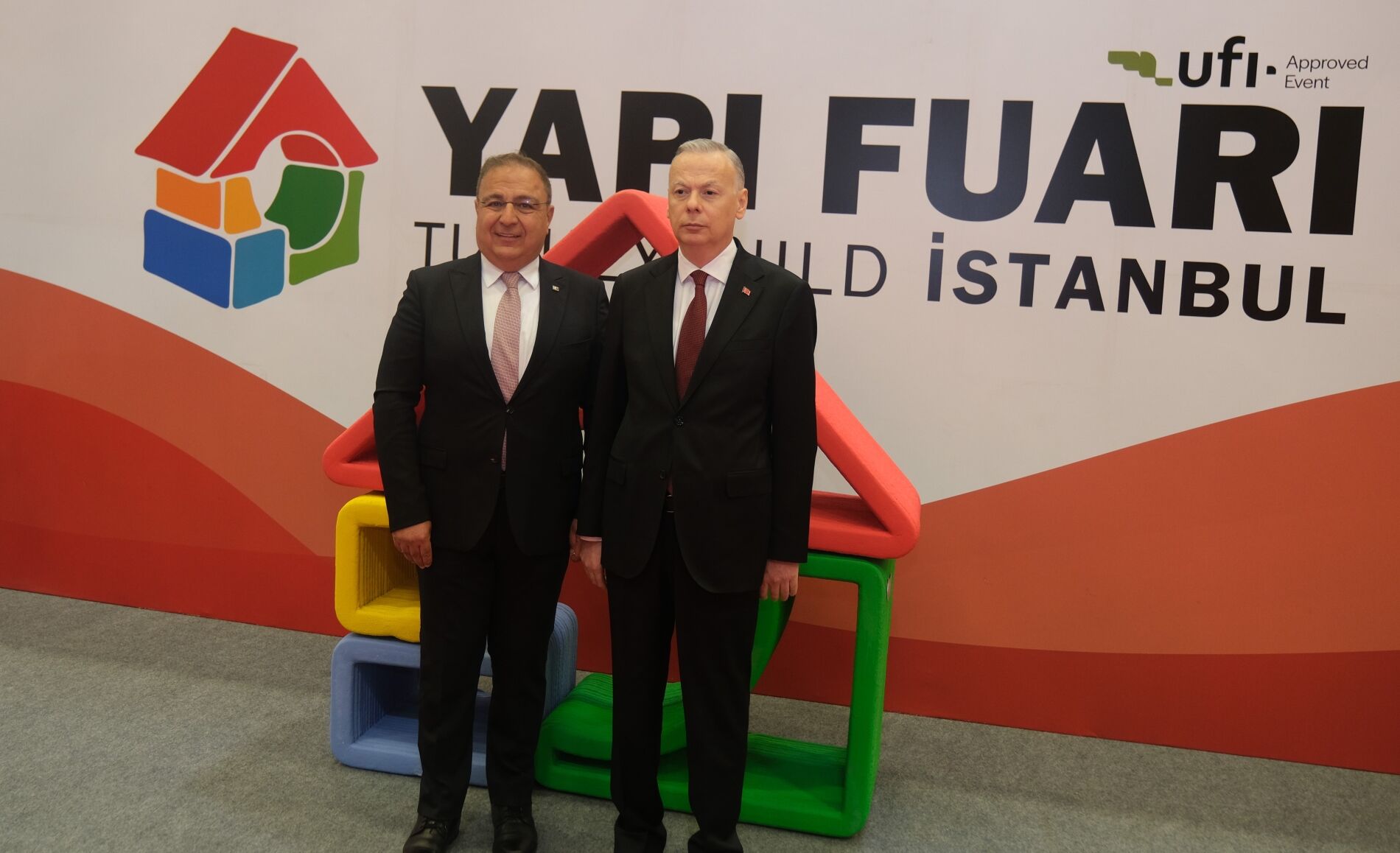 Soldan Sağa Çetin Tecdelioğlu Volkan Ağar.jpg