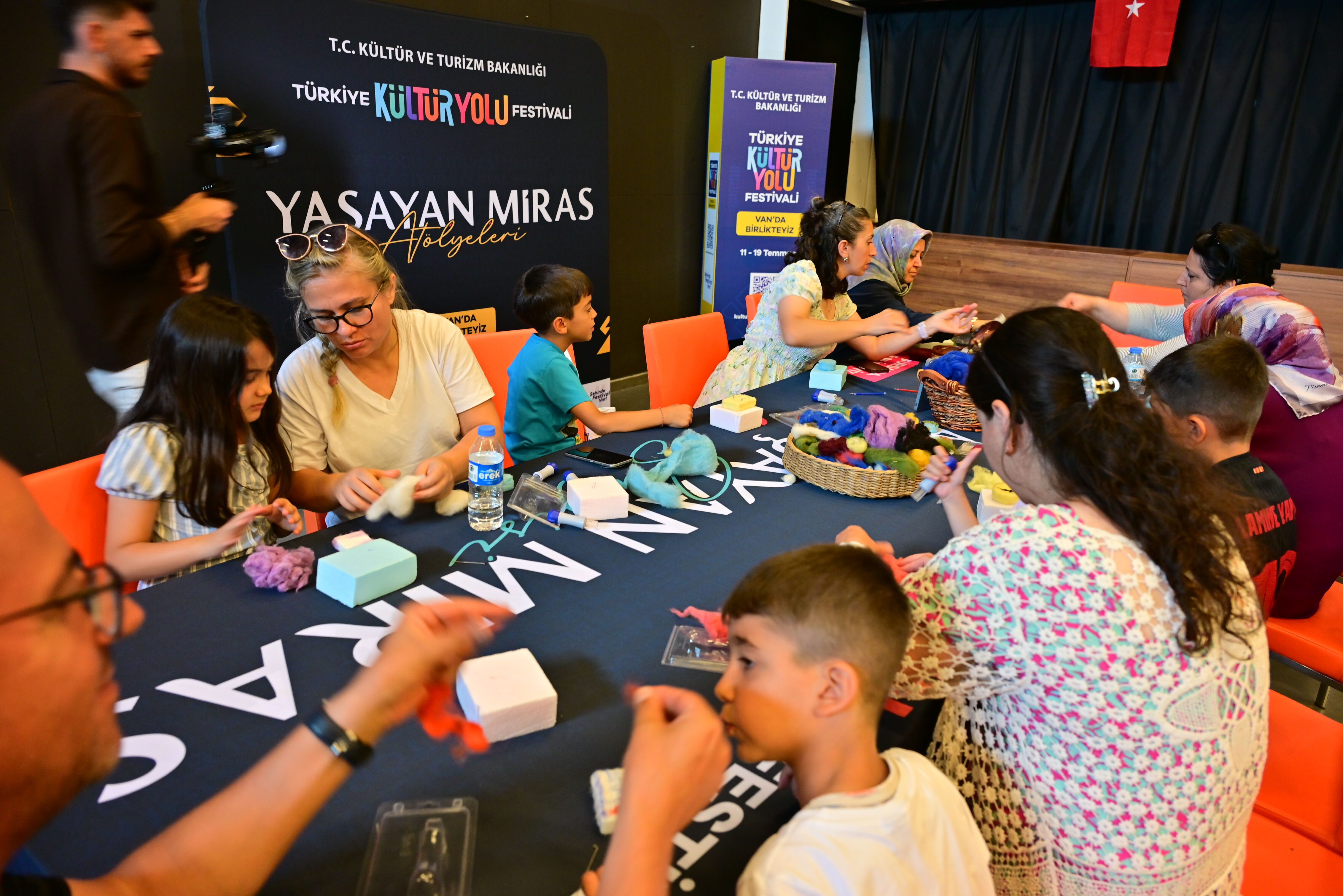 Van’ın Zengin Kültürel Mirası Kültür Yolu Festivali İle Geleceğe Taşınıyor