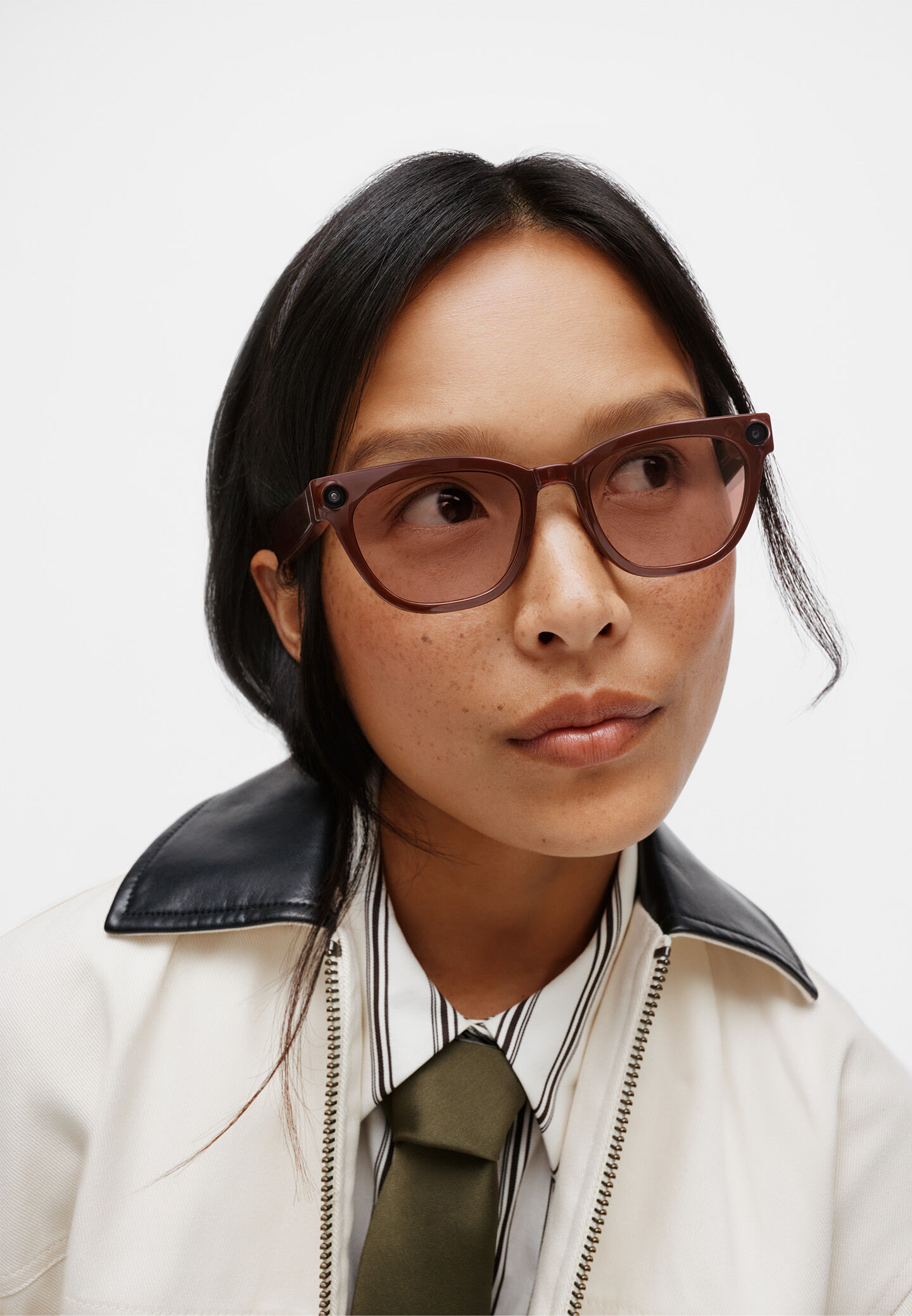 1784791679 Intelligent Eyewear 3
