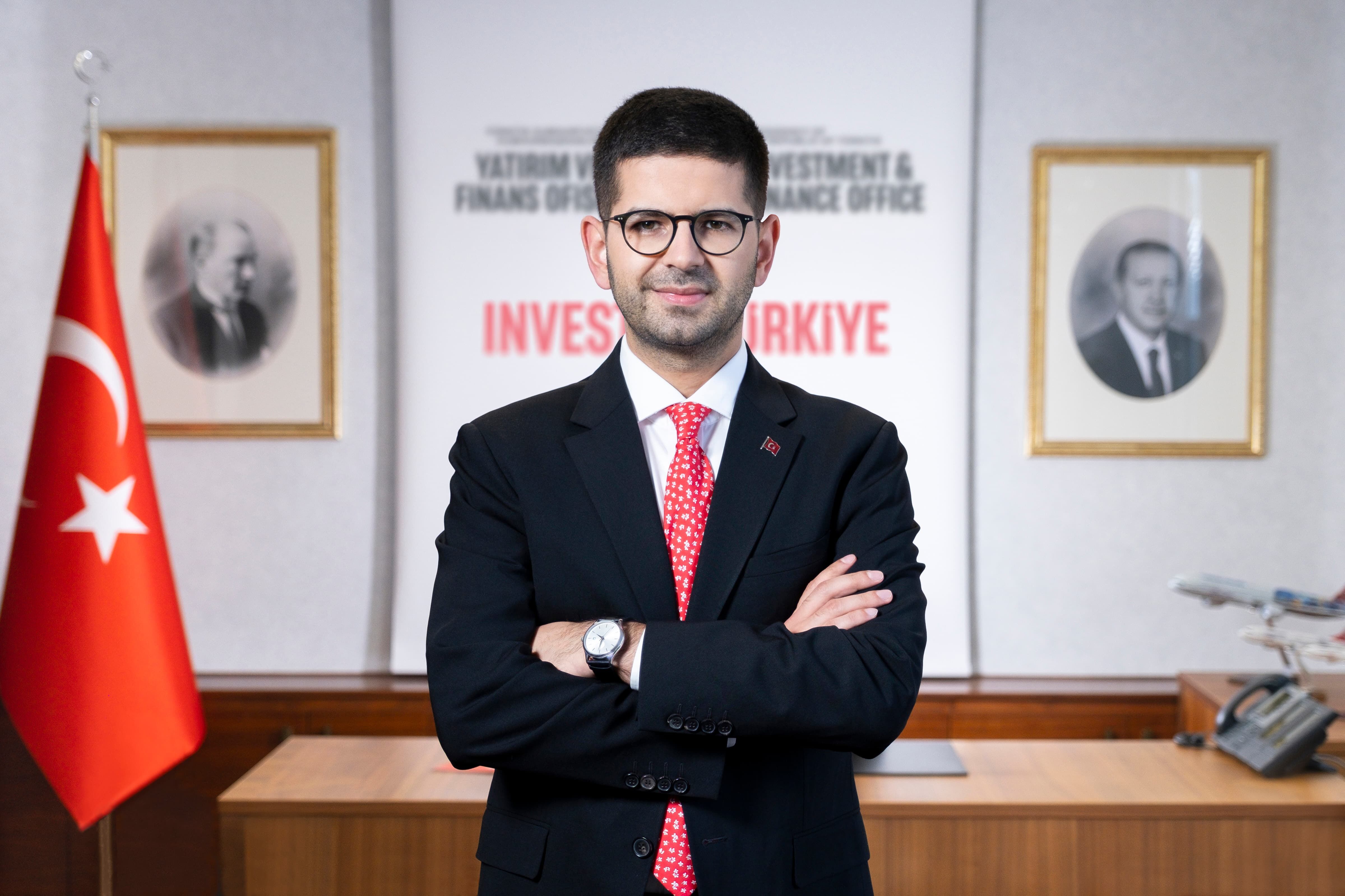 1786520664 Cumhurba Kanl Yat R M Ve Finans Ofisi Ba Kan A. Burak Da L O Lu