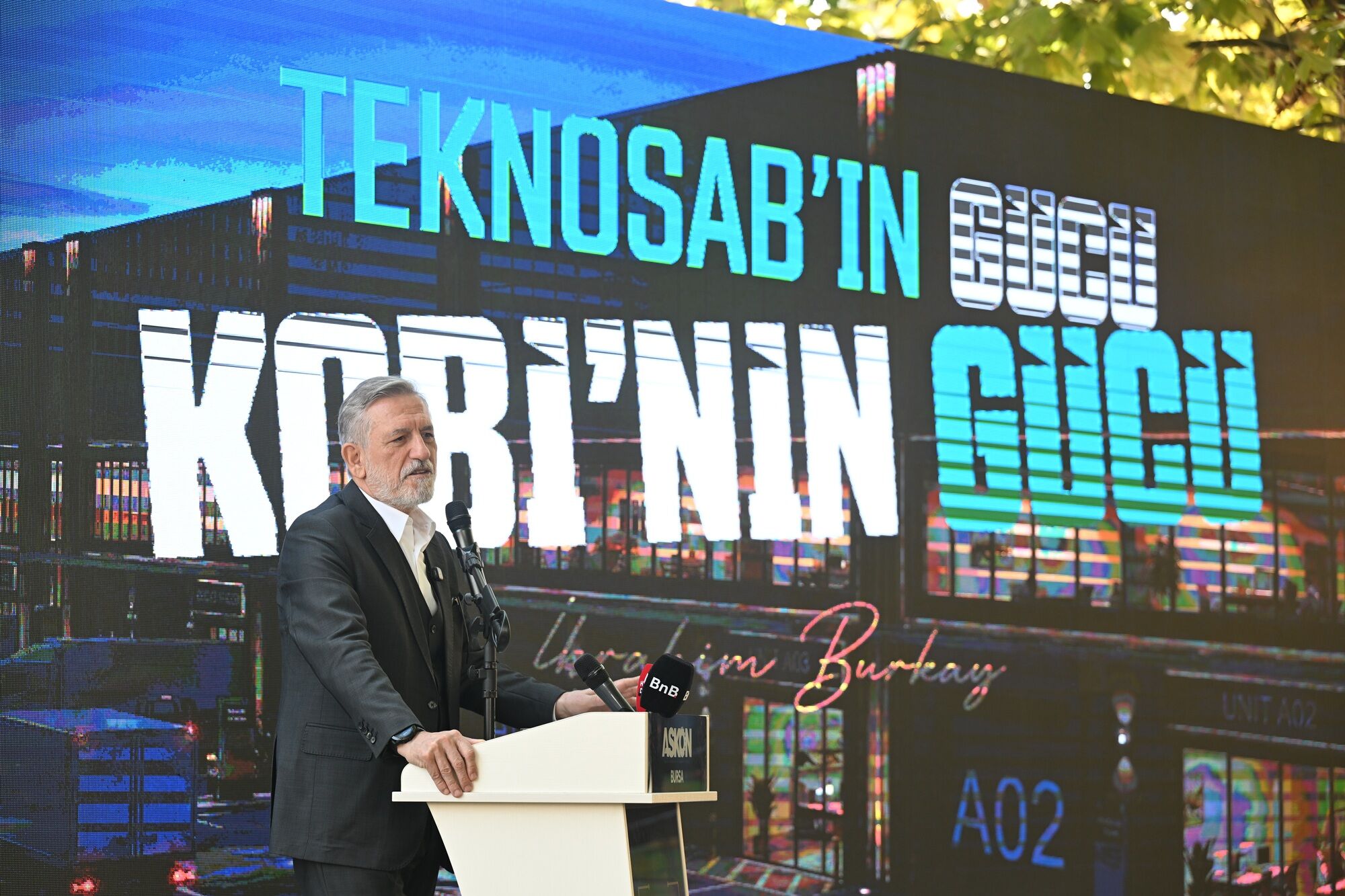 İbrahim Burkay (2)