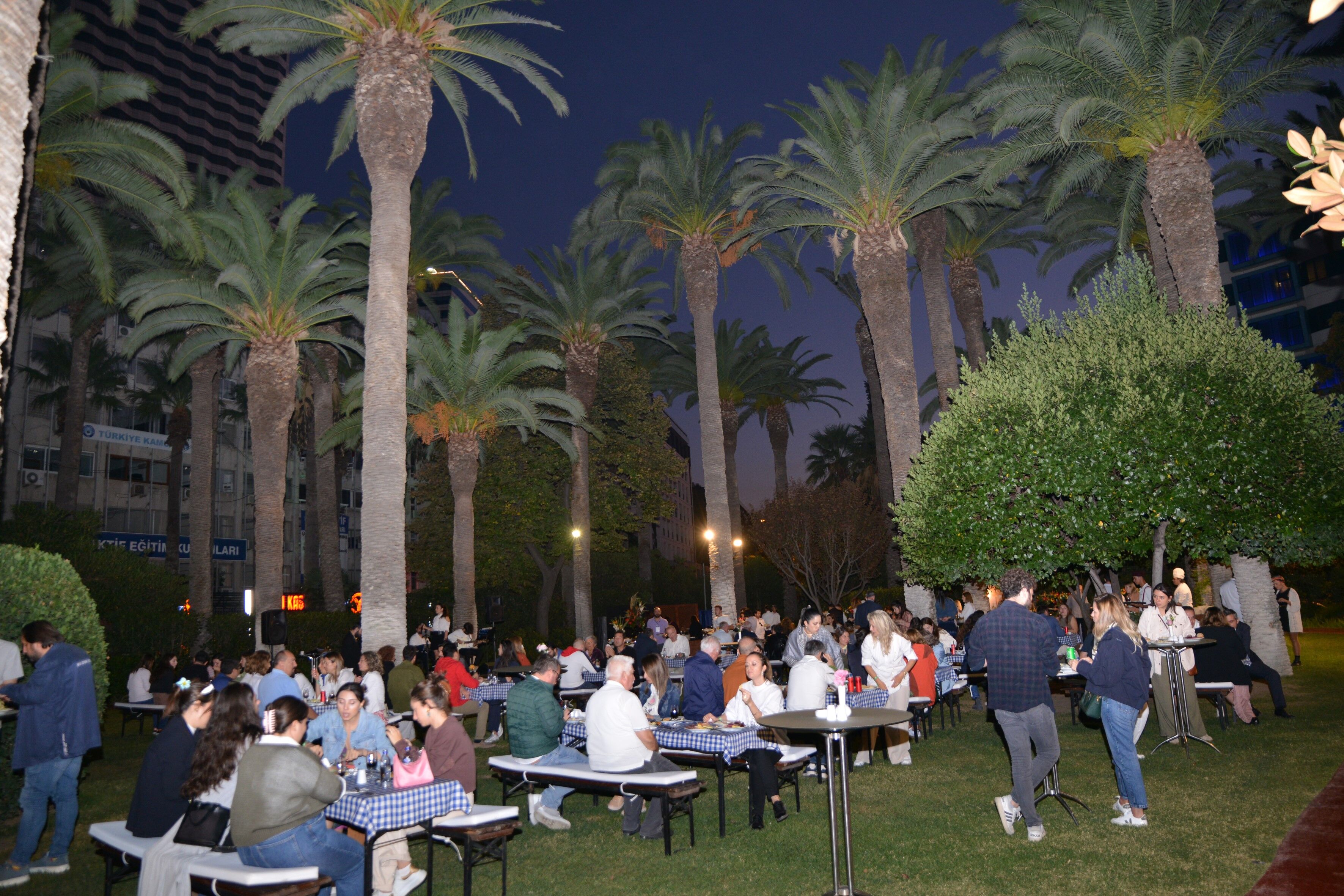 Ege’de Hasat Zamanı: 7. Büyük Efes Bağ Bozumu Festivali