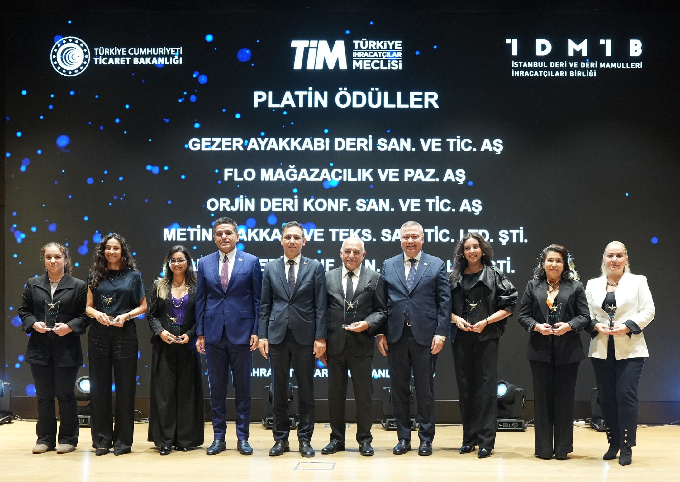İdmi̇b İhracatta Fark Yaratanlar Ödül Töreni Platin Ödüller.jpg